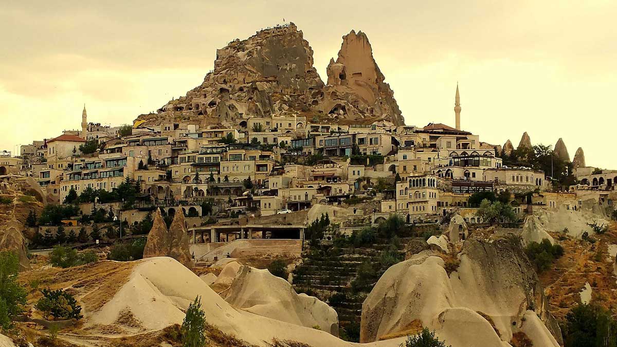 Uçhisar Kalesi